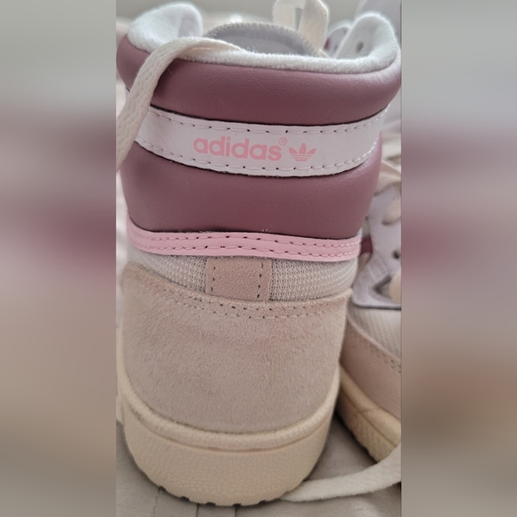 Adidas Originals Top Ten sneakers in cream white & magic mauve - Picture 8 of 8